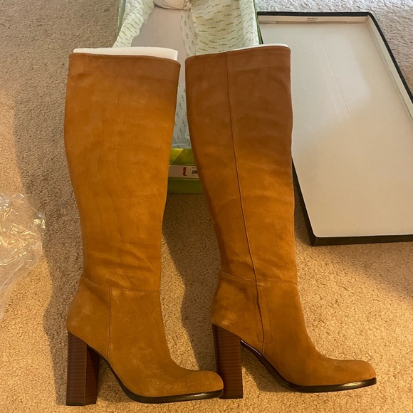 NEW Sam Edelman Camel Suede Boots - Picture 10 of 10